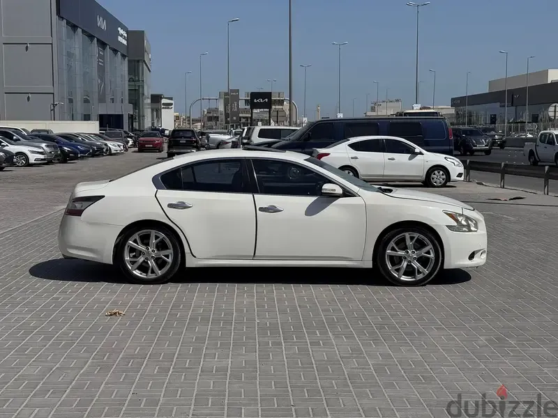 نيسان ماكسيما 2012